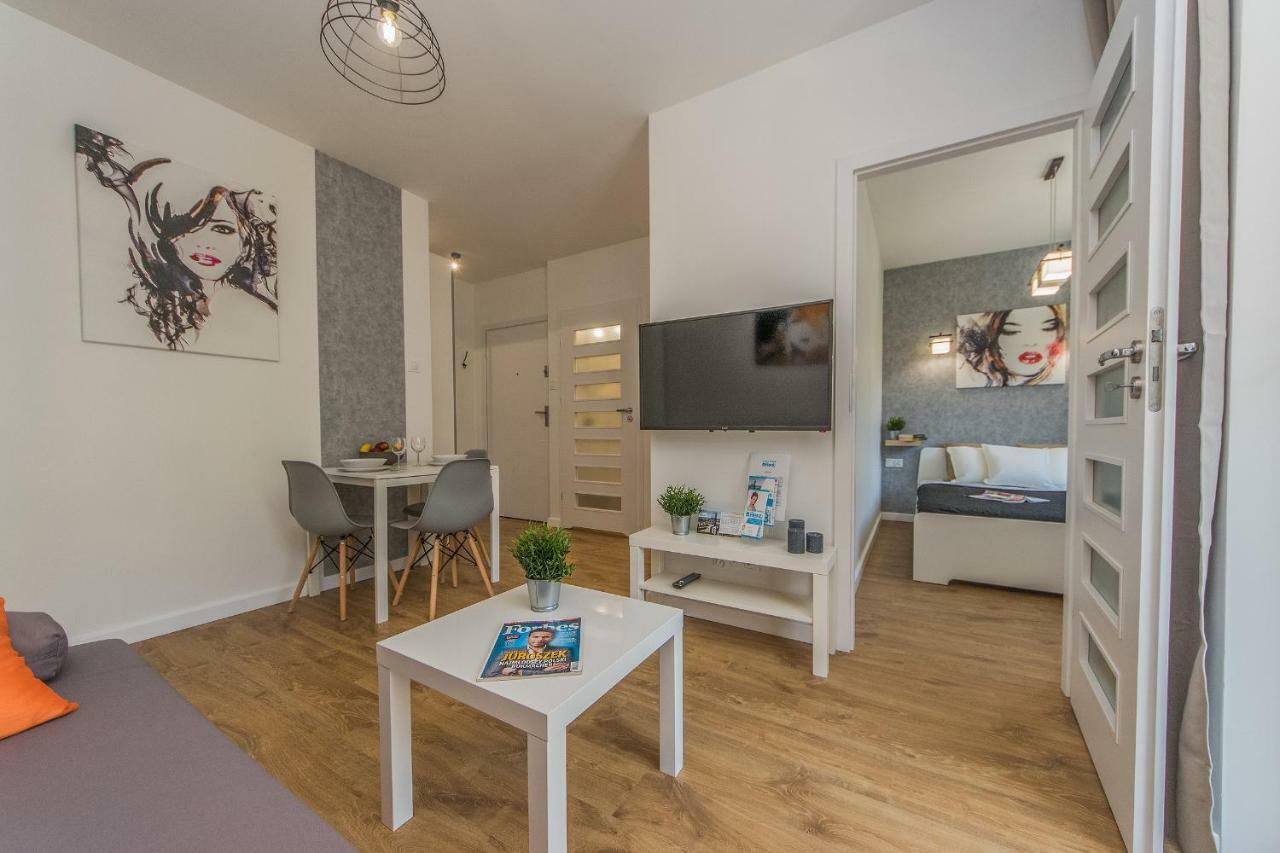 Glow Apartments, Apartmenty Nowa Leborska Gdansk Exterior foto